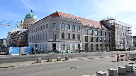 Neue Mitte Potsdam: Blick auf das Eckhaus an der Erika-Wolf-Straße.