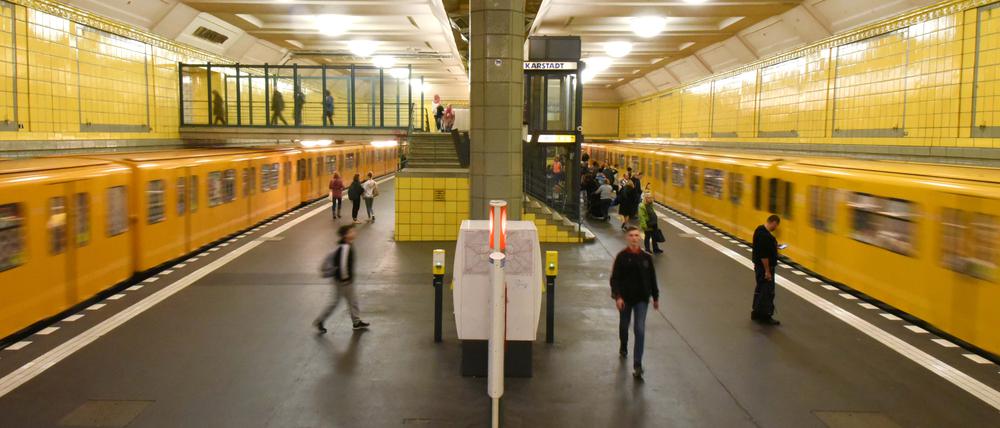 Blick in den U-Bahnhof Hermannplatz. (Archivbild)