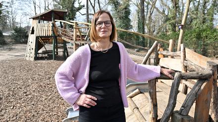Potsdam, 13.03.2024, Lokales, Katrin Hafemann, Kitaleitung, 30 Jahre Elternverein Zwergenland, Kita Zwergenland, Foto: Ottmar Winter PNN ACHTUNG: Foto ist ausschließlich für redaktionelle Berichterstattung der PNN und des TGSP! Eine kommerzielle Nutzung, z.B. Werbung, ist ausgeschlossen. Die Weitergabe an nicht autorisierte Dritte, insbesondere eine weitergehende Vermarktung über Bilddatenbanken, ist unzulässig.