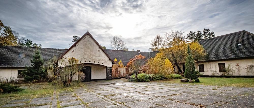 Wandlitz OT Lanke im Bundesland Brandenburg Gebäudekomplex am Bogensee im Barnim ehemalige NS-Reichspropagandaschule, zu DDR Zeiten FDJ-Hochschule Wilhelm Pieck. ehemalige Villa Landhaus Joseph Goebbels Brandenburg *** Wandlitz OT Lanke in the Federal State of Brandenburg Building complex at Bogensee in Barnim former NS Reichspropagandaschule, in GDR times FDJ Hochschule Wilhelm Pieck former villa Landhaus Joseph Goebbels Brandenburg