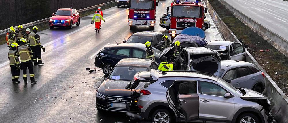 Im März 2024 hatte es auf der Autobahn 3 in der Nähe von Würzburg eine Massenkarambolage gegeben.
