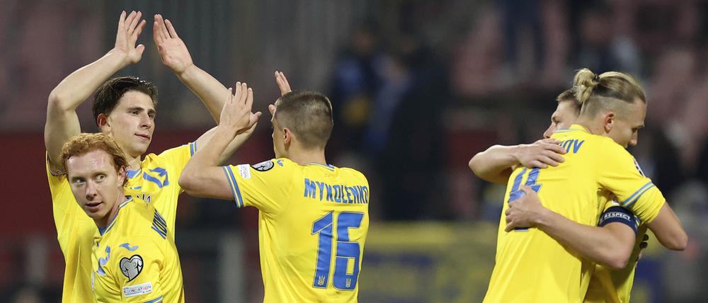 Im Play-off-Halbfinale gegen Bosnien drehten die Ukrainer spät einen 0:1-Rückstand.
