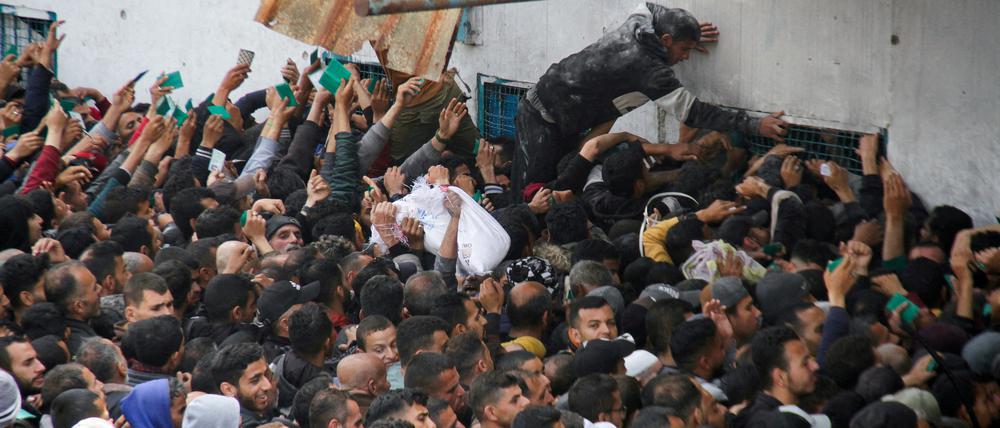 Große Not herrscht in Gaza. Hunderttausende sind auf Hilfe angewiesen.