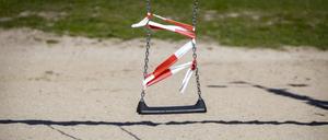 Ein Spielplatz in Stuttgart, wegen der Corona-Pandemie geschlossen.