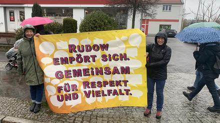 Initiative „Rudow empört sich“.