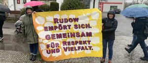Initiative „Rudow empört sich“.