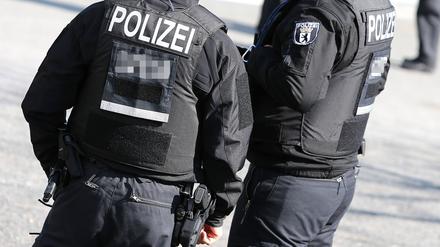 Polizisten in Berlin gehen immer wieder auch gegen Clan-Kriminelle vor.