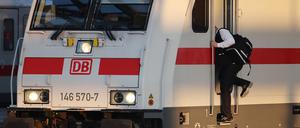 In Verkehrsberufen ist die Fachkräftelücke in Deutschland zuletzt verhältnismäßig am stärksten gewachsen.