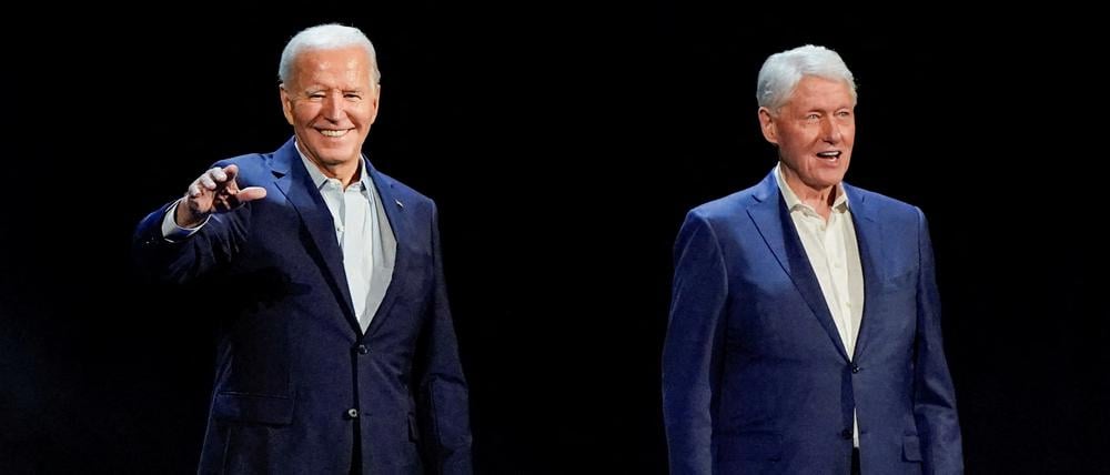 Die früheren US-Präsidenten Joe Biden und Bill Clinton.