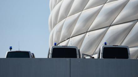 Die Polizei zeigte vor dem Topspiel der Bayern gegen Dortmund erhöhte Präsenz.
