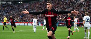 Patrik Schik erlöste Bayer Leverkusen spät.