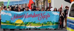 Im März 2024 gingen in Velten Menschen gegen Rechtsextremismus und für Vielfalt auf die Straße. Auch im Landkreis Oberhavel stieg die Zahl rechtsmotivierter Attacken gegen Andersdenkende. 