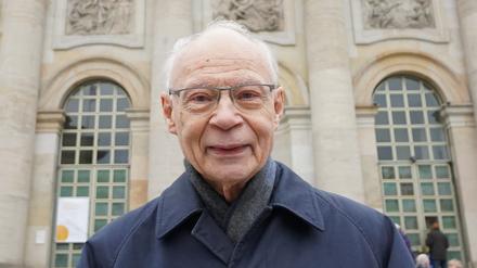 ARCHIV - 06.02.2020, Berlin: Hans Joachim Meyer, Sachsens ehemaliger Kulturminister und Sprecher der Freunde der St. Hedwigs-Kathedrale, ist tot. (zu dpa: «Ehemaliger ZdK-Präsident Meyer ist tot») (zu dpa: «Ehemaliger ZdK-Präsident Meyer ist tot») Foto: Jörg Carstensen/dpa +++ dpa-Bildfunk +++