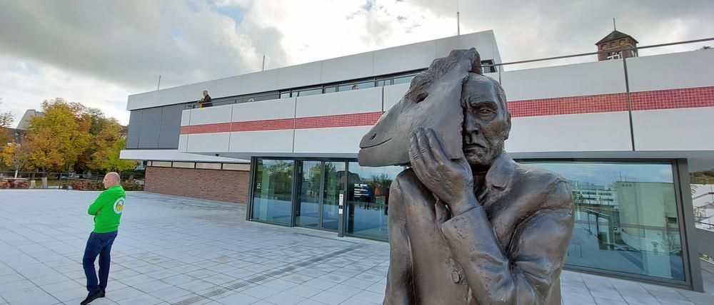 Im neuen Museumshaus "Das Minsk" eröffneten Anja und Dennis Fischer zeitgleich ihr Café "Hedwig" im ehemaligen Terrassenrestaurant "Minsk" in Potsdam.