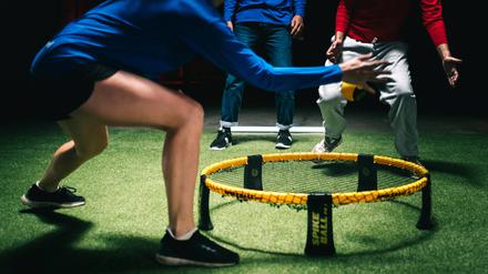 Roundnet wird lange nicht mehr nur in Parks gespielt. Der Sport hat Europa- und Weltmeisterschaften sowie eine eigene Bundesliga.