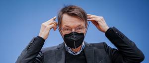 Das Gesundheitsministerium will Masken im Wert von 2,3 Milliarden Euro nicht bezahlen - wegen mutmaßlicher Qualitätsmängel. Nach einer juristischen Niederlage will der Bund nun in Revision gehen.