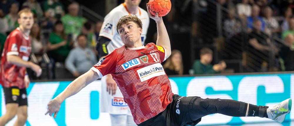 Nils Lichtlein (hier im Spiel gegen Wetzlar) traf am Dienstag gegen Schaffhausen siebenmal für die Füchse.