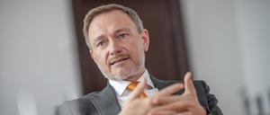 Der Bundesfinanzminister erklärt, wie Deutschland die Wirtschaft erfolgreich machen kann. 