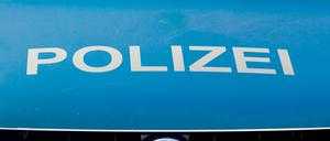 Ein Fahrzeug der Polizei. (Symbolbild)
