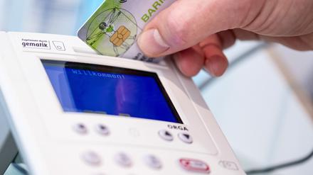 Oft nicht so unkompliziert wie erhofft: die Digitalisierung im Gesundheitswesen.
