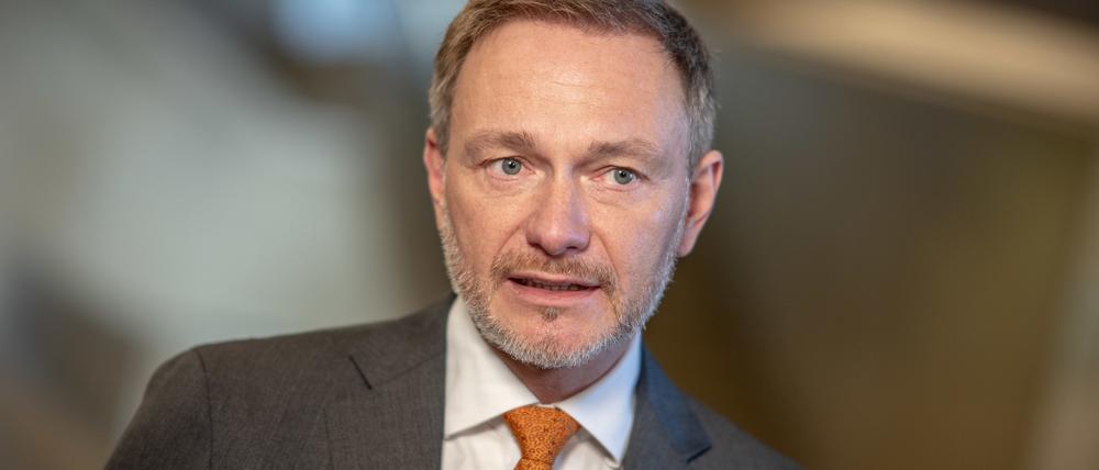Christian Lindner (FDP), Bundesminister der Finanzen, aufgenommen bei einem Interview im Bundesfinanzministerium.