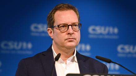 Martin Huber hält die geplanten tempäreren Steuerrabatte für ausländische Fachkräfte für ungerecht.