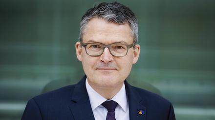 Der CDU-Außenpolitiker Roderich Kiesewetter geht davon aus, dass hybride Angriffe Russlands noch weiter zunehmen werden.