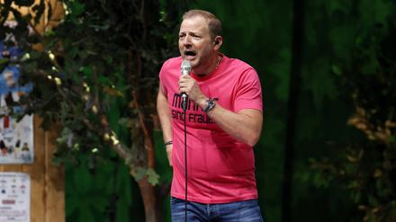Mario Barth bei seiner Show in der Lanxess-Arena in Köln. Zuletzt sorgte der Komiker mit seiner Haltung zum Gendern für Diskussion.