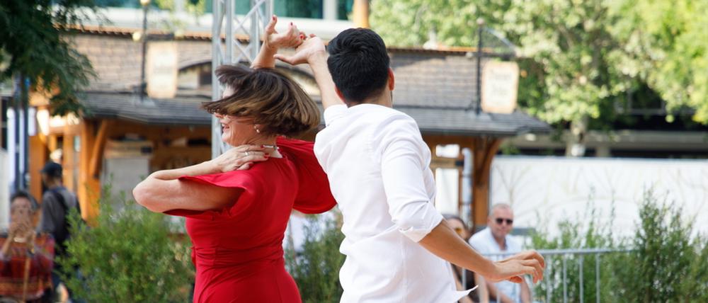 Summer in the City, Tanzen am Breitscheidplatz