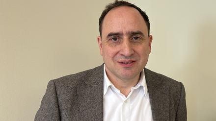 Dr. Jörg Antoine hat am 1. April 2024 das Amt des Kaufmännischen Vorstands angetreten. Er führt ab jetzt zusammen mit dem Vorstand für Personal und Diakonie, Pfarrer Matthias Welsch, das diakonische Unternehmen Lafim-Diakonie.