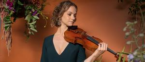 Geigerin Hilary Hahn wird bei der Eröffnung des Musikfest Berlin am 28. August 2024 als Solistin in Alberto Ginasteras Violinkonzert auftreten.