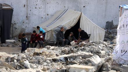 Not und Zerstörung. In Rafah suche mehr als eine Million Menschen Schutz.