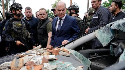 Bundeskanzler Olaf Scholz  bei einem Besuch in Kiew. In einem offenen Brief aus der Uckermark wird er aufgefordert, sich für Friedensverhandlungen einzusetzen.