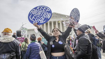 Eine Demonstratin in Washington DC, 26. März 2024.