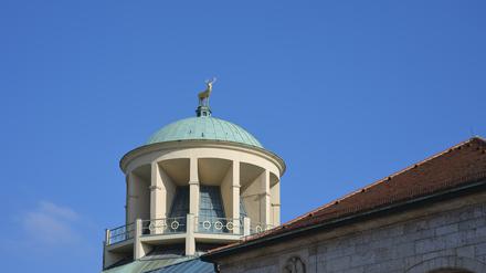 Wahrzeichen der Stadt: Stuttgarts Kunstgebäude, gleich am Schlossplatz.