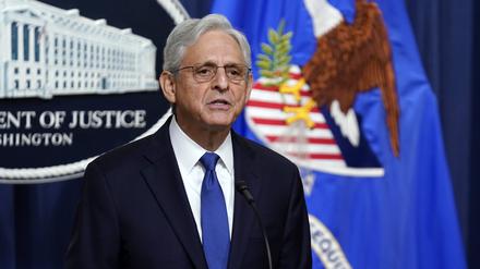 Merrick Garland, Justizminister der USA, spricht im US-Justizministerium. 