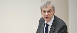 ARCHIV - 24.01.2024, Brandenburg, Potsdam: Der Abgeordnete Hans-Christoph Berndt (AfD) spricht in der Debatte des Landtages. (zu dpa: «AfD-Fraktionschef fordert CDU-Fraktionsvorsitzenden zum TV-Duell auf») Foto: Jens Kalaene/dpa +++ dpa-Bildfunk +++