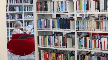 Ein Blick in die Stadt- und Landesbibliothek.