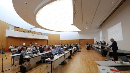Stadtverordnetenversammlung (SVV) im IHK-Hauptgebäude, Breite Straße Potsdam