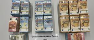 Neben Bargeld gehören auch Immobilien oder Luxus-Autos zu den Vermögenswerten, die Ermittler bei Geldwäscheaktivitäten einziehen können.  