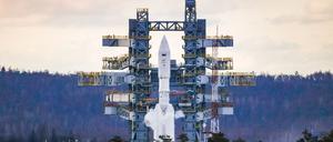 Die „Angara 5“ auf ihrem Startplatz auf dem neuen russischen Weltraumbahnhof „Wostotschny“ im Fernen Osten.