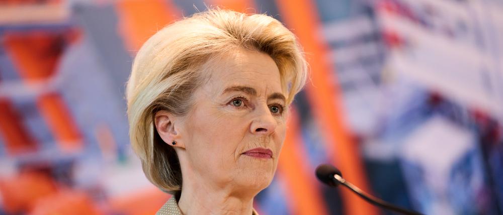 Ursula von der Leyen wird „Günstlingswirtschaft“ bei der Vergabe eines gut bezahlten Kommissionsposten vorgeworfen. Die Ernennung wurde jetzt von EU-Parlament abgewiesen.