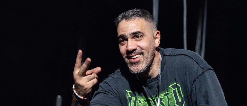 Der Rapper Bushido steht während des Konzerts auf der Bühne. Es ist das erste Konzert des Rappers nach mehreren Jahren.