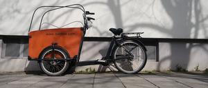 Geparktes Lastenrad. (Symbolbild)