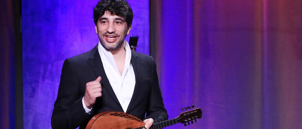 Israelischer Mandolinist Avi Avital im Nikolaissaal, Potsdam.