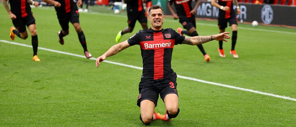 Mit dem 5:0 gegen Werder Bremen sichert sich Bayer Leverkusen zum ersten Mal die Deutsche Meisterschaft.