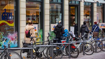 DM-Filiale in der Potsdamer Innenstadt bei Karstadt. 