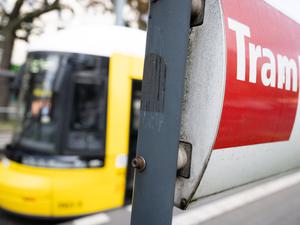 Eine Tram der BVG (Symbolbild).