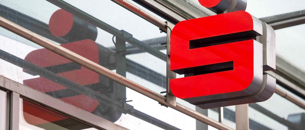Die Berliner Sparkasse bietet als öffentlich-rechtliches Kreditinstitut Bank- und Finanzdienstleistungen für Privatkunden, Unternehmen und öffentliche Institutionen an.