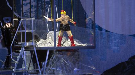 Szene aus der „Zauberflöte“ an der Berliner Staatsoper (Inszenierung Yuval Sharon).